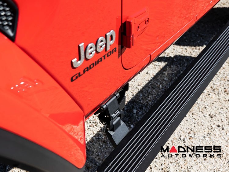 Jeep Gladiator JT Side Steps Power Running Boards Rough Country E